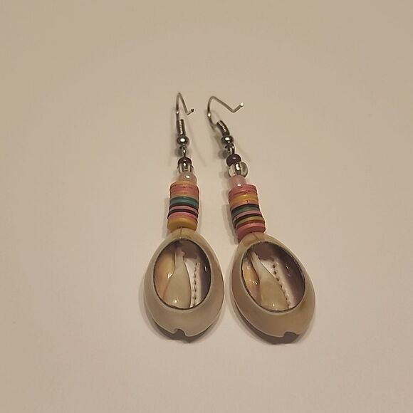 Heishi Beaded Shell Drop Earrings Womens Teen Gift Jewelry Beachy Vibes Cool - Picture 4 of 4